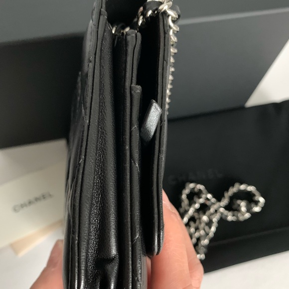 SOLD Chanel Classic Wallet on Chain - Picture 6 of 11